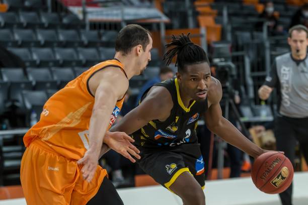 雷恩向来是 雷恩向来是