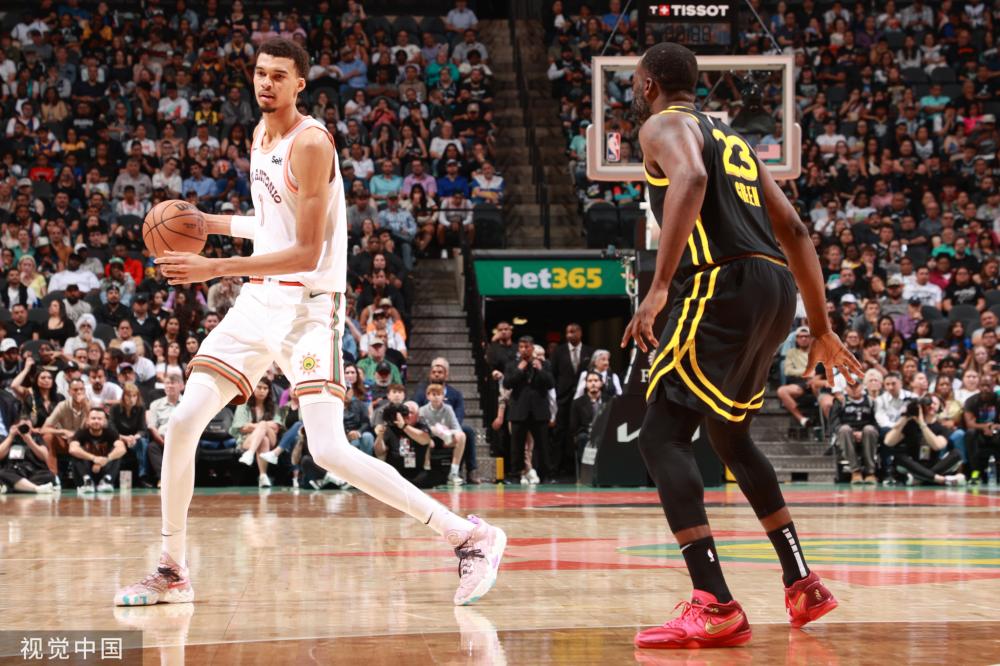 以字母哥哥 以字母哥哥