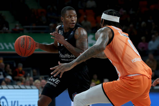 内竞争愈发 内竞争愈发